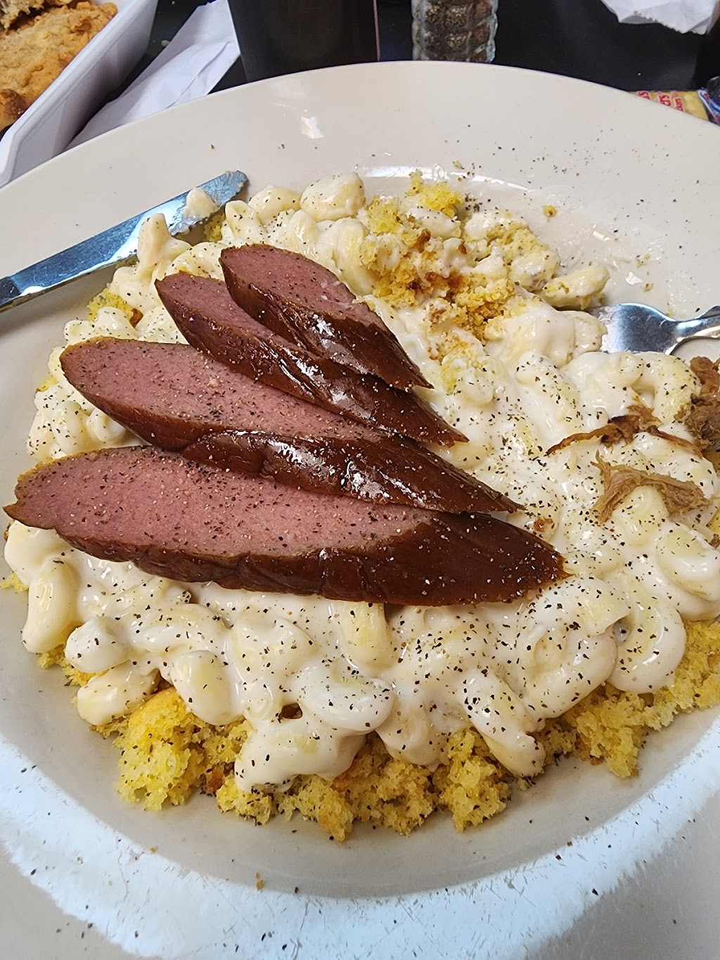 Redd’s barbecue | restaurant | 743 N Main St, Gravois Mills, MO 65037, USA | 5732074838 OR +1 573-207-4838