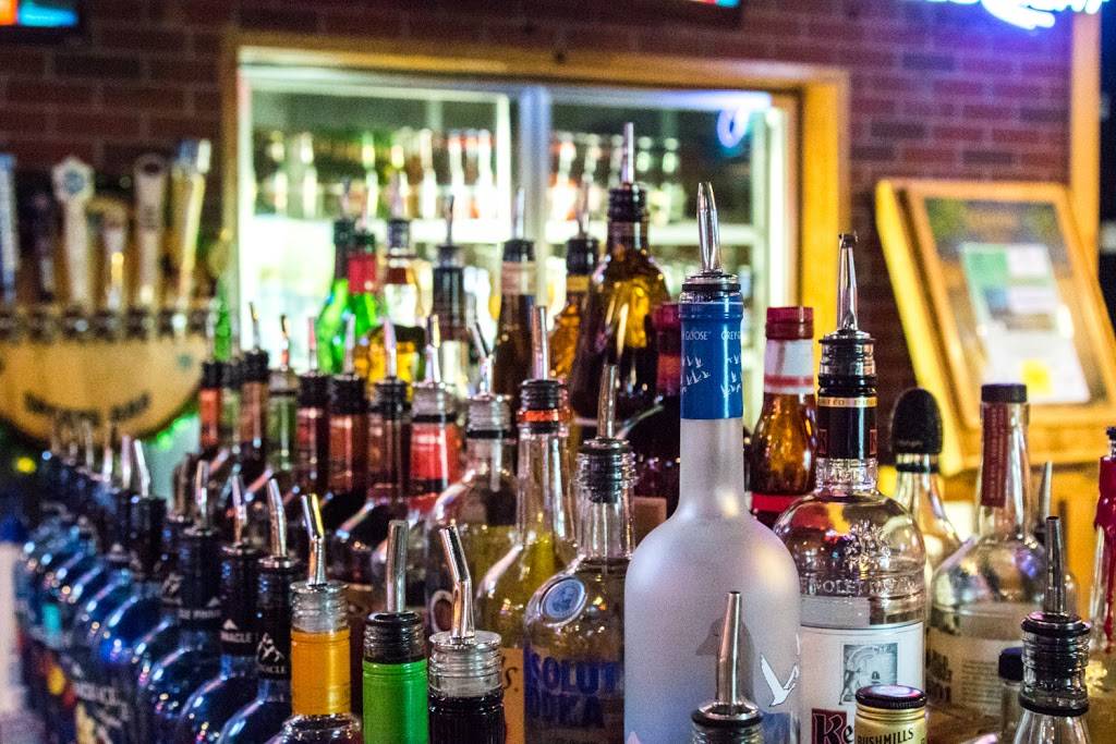 Murphys Law Sports Bar Surfside Beach | restaurant | 8703 US Highway 17 Bypass South F, Surfside Beach, SC 29575, USA | 8437480924 OR +1 843-748-0924