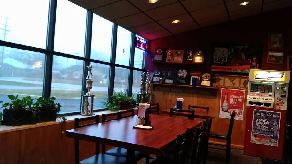 Metro Bar & Grill | restaurant | 30860 Ryan Rd, Warren, MI 48092, USA | 5867517710 OR +1 586-751-7710