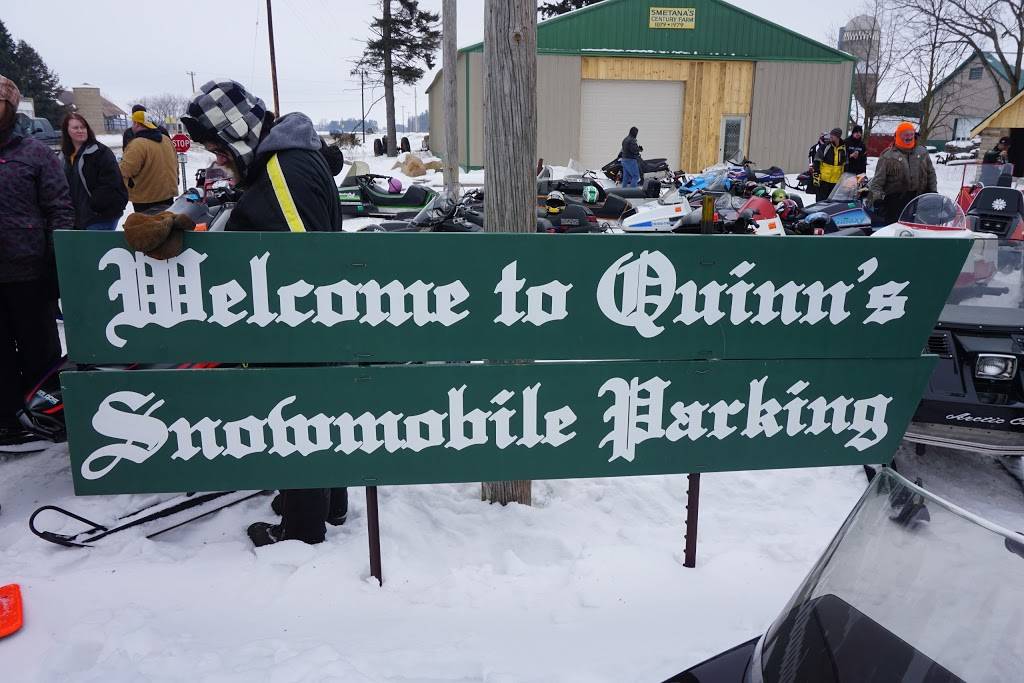 Quinns Bar | restaurant | County Rd A, Deerbrook, WI 54424, USA | 7156236611 OR +1 715-623-6611