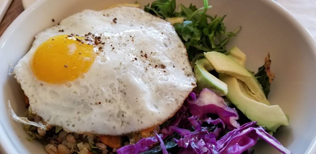 Le Pain Quotidien | restaurant | 81 Elm St, New Canaan, CT 06840, USA | 2039204143 OR +1 203-920-4143