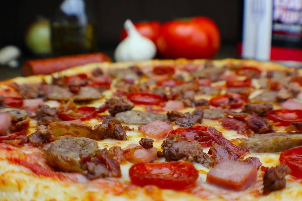 Lisa Toris Pizza | restaurant | 6768 Twelve Mile Rd, Warren, MI 48092, USA | 5867511900 OR +1 586-751-1900