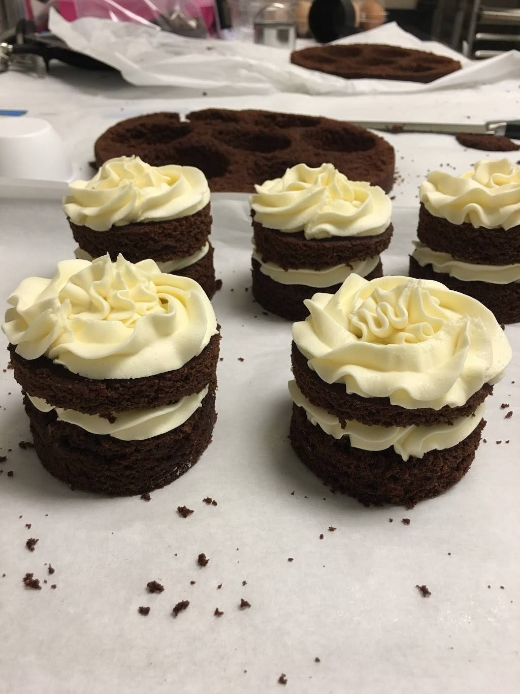 Bradley Bake Shop | bakery | 55 River Rd, Bogota, NJ 07603, USA | 2013430444 OR +1 201-343-0444