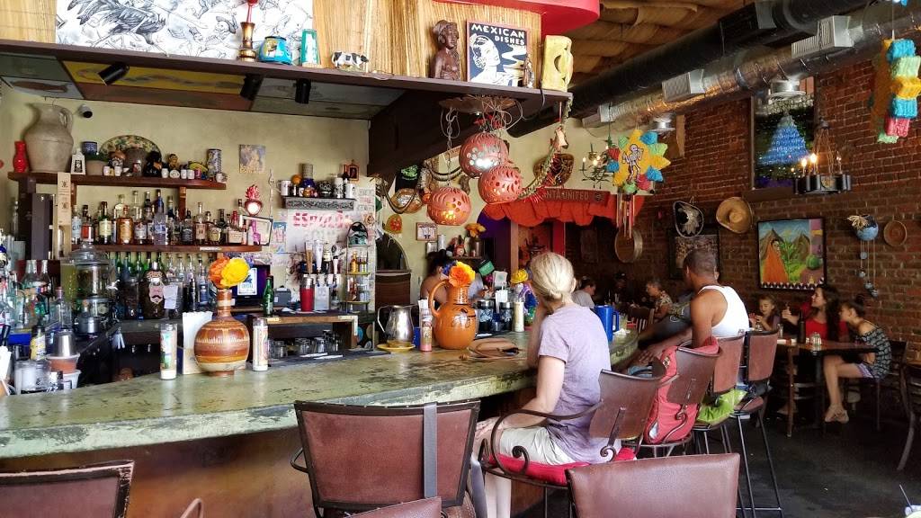 Mezcalitos Cantina | restaurant | 653 East Lake Dr, Decatur, GA 30030, USA | 4046870007 OR +1 404-687-0007