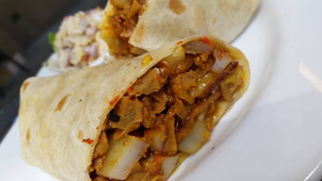 Bay Naturals | restaurant | 7611 N Kings Hwy, Myrtle Beach, SC 29572, USA | 8434480011 OR +1 843-448-0011