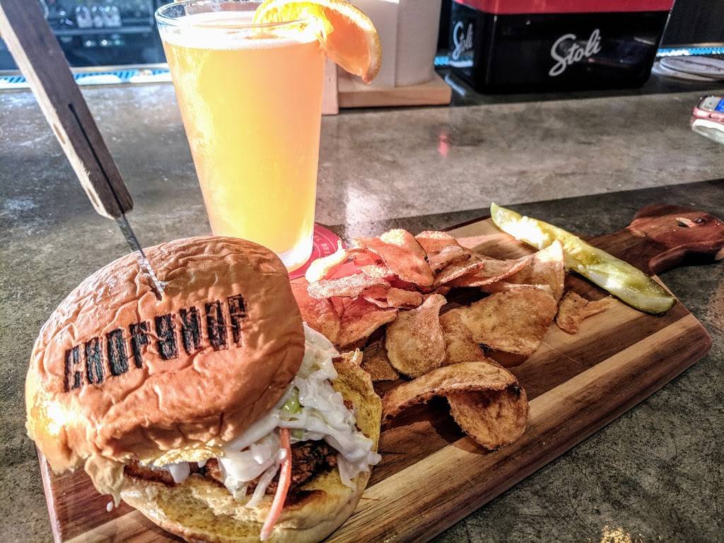 Roanoke ChopShop Live | restaurant | 309 S Oak St, Roanoke, TX 76262, USA | 8174028677 OR +1 817-402-8677