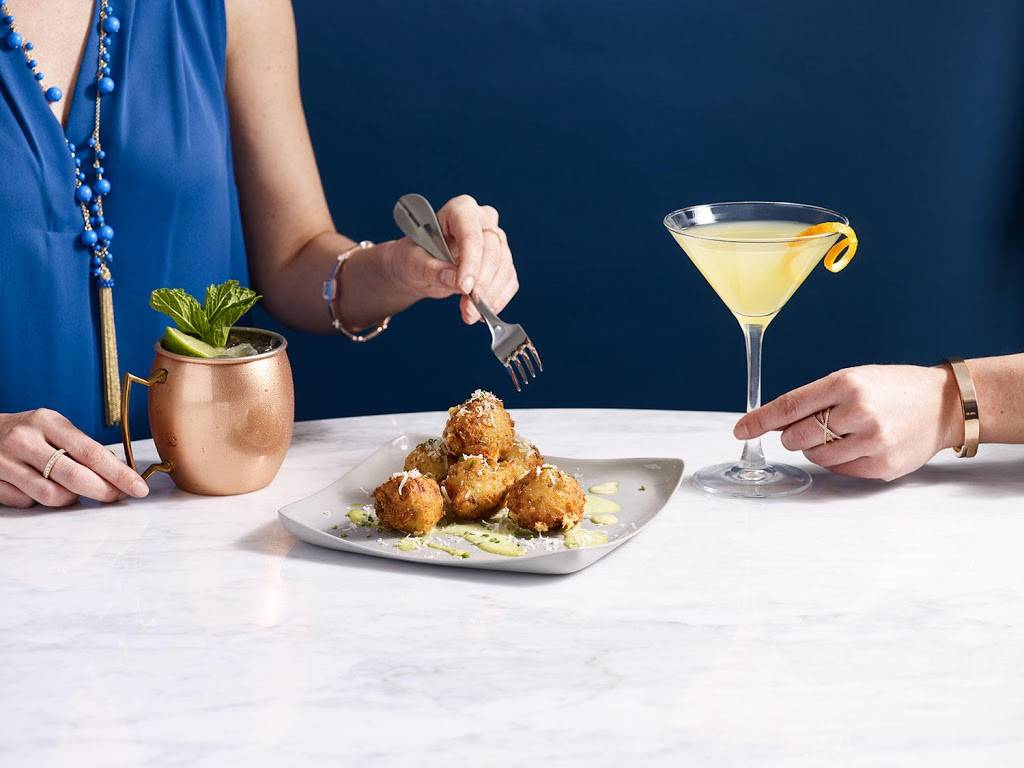 Del Friscos Grille | restaurant | 160 Walt Whitman Rd Suite 1108B, Huntington Station, NY 11746, USA | 6314230308 OR +1 631-423-0308