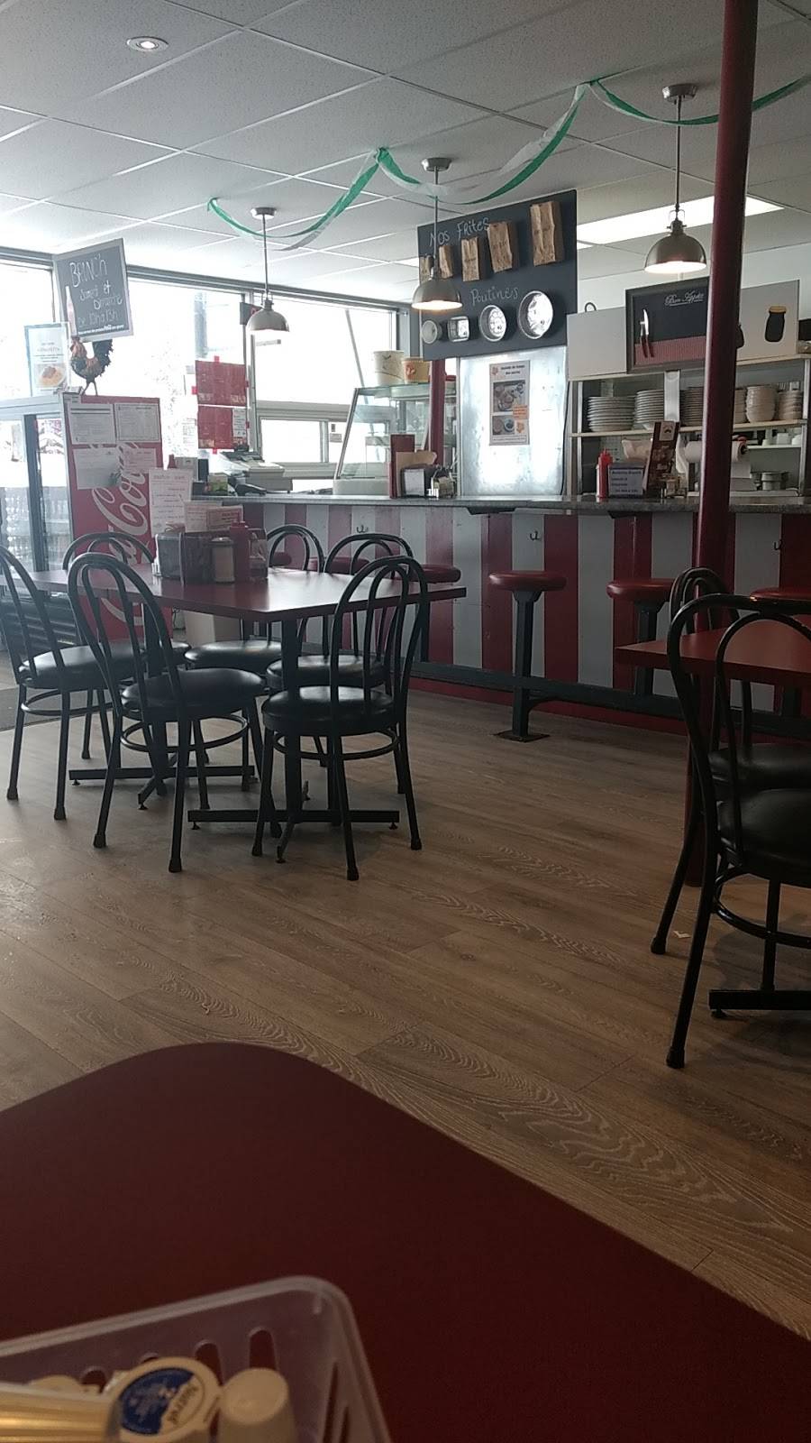 Resto-Cantine La B.A. | restaurant | 6072 Rue Principale, Saint-Félix-de-Kingsey, QC J0B 2T0, Canada | 8198481444 OR +1 819-848-1444