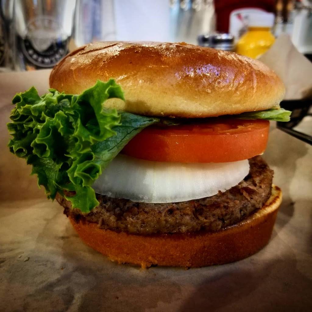 Mr. Brews Taphouse | restaurant | 103 W Broadway, Monona, WI 53716, USA | 6082861131 OR +1 608-286-1131