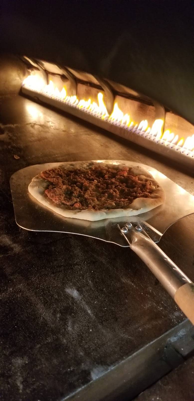 ManaEesh | restaurant | 2653 W Park Row Dr, Arlington, TX 76013, USA | 8176172232 OR +1 817-617-2232