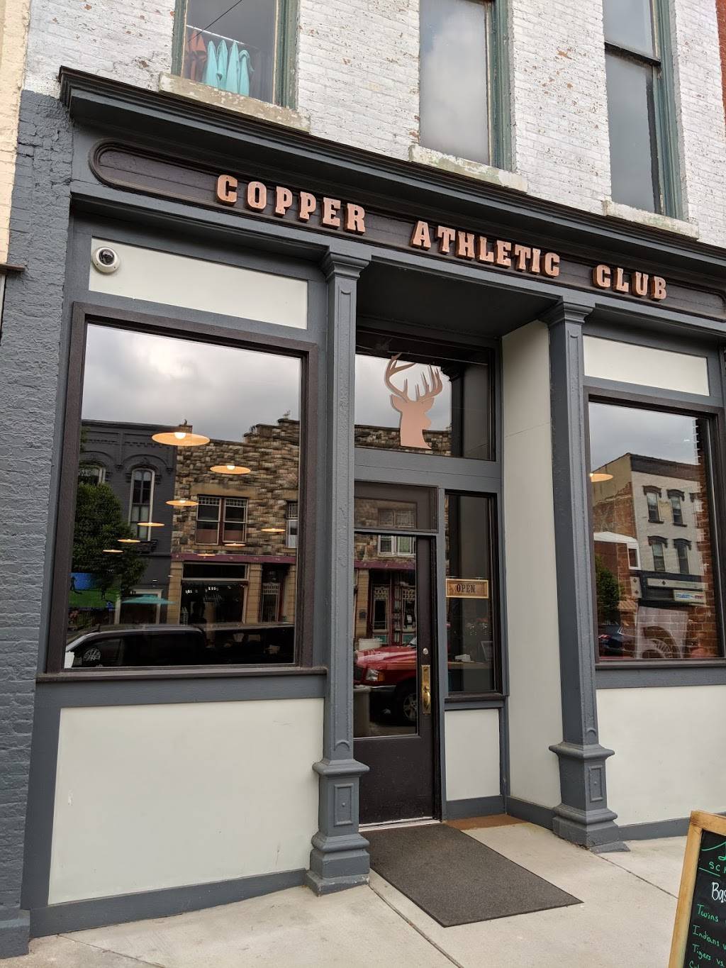 Copper Athletic Club | restaurant | 133 W Michigan Ave, Marshall, MI 49068, USA | 2695588222 OR +1 269-558-8222