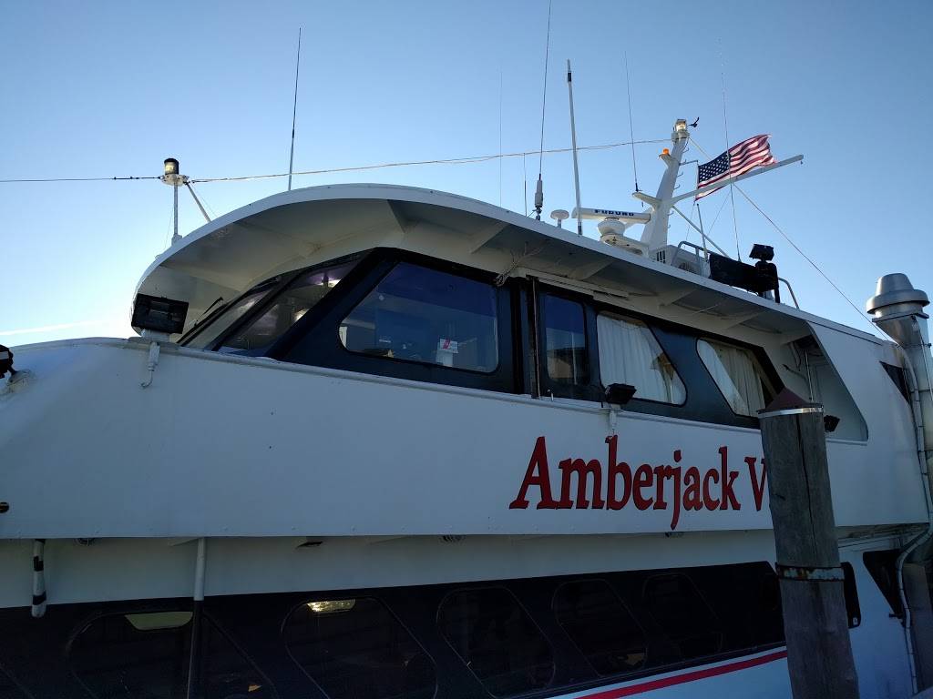 Amberjack V | restaurant | 2100 Emmons Ave, Brooklyn, NY 11235, USA | 7183323200 OR +1 718-332-3200