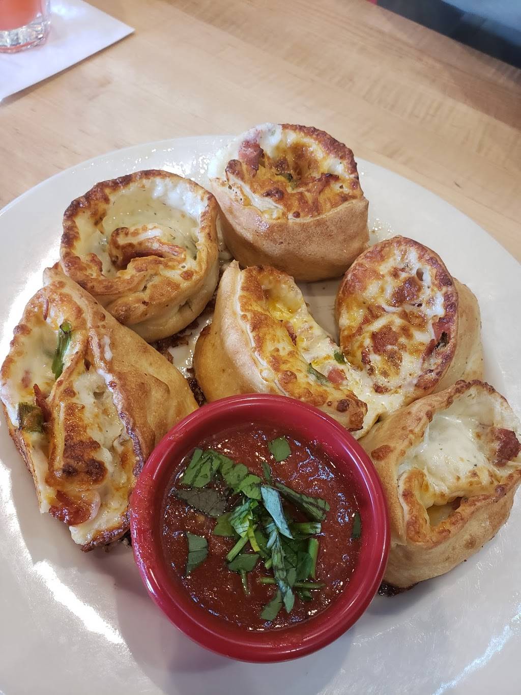 Old Chicago Pizza and Taproom | restaurant | 4641 Jack Kultgen Fwy, Waco, TX 76711, USA | 2546620950 OR +1 254-662-0950