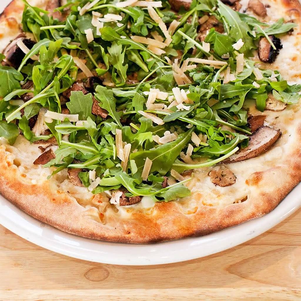 Brixx - Green Hills | restaurant | 2035 Richard Jones Rd, Nashville, TN 37215, USA | 6156781066 OR +1 615-678-1066