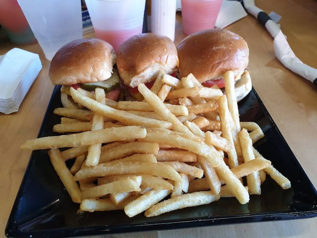 Wet Willies | restaurant | 209 Beale St, Memphis, TN 38103, USA | 9015785650 OR +1 901-578-5650