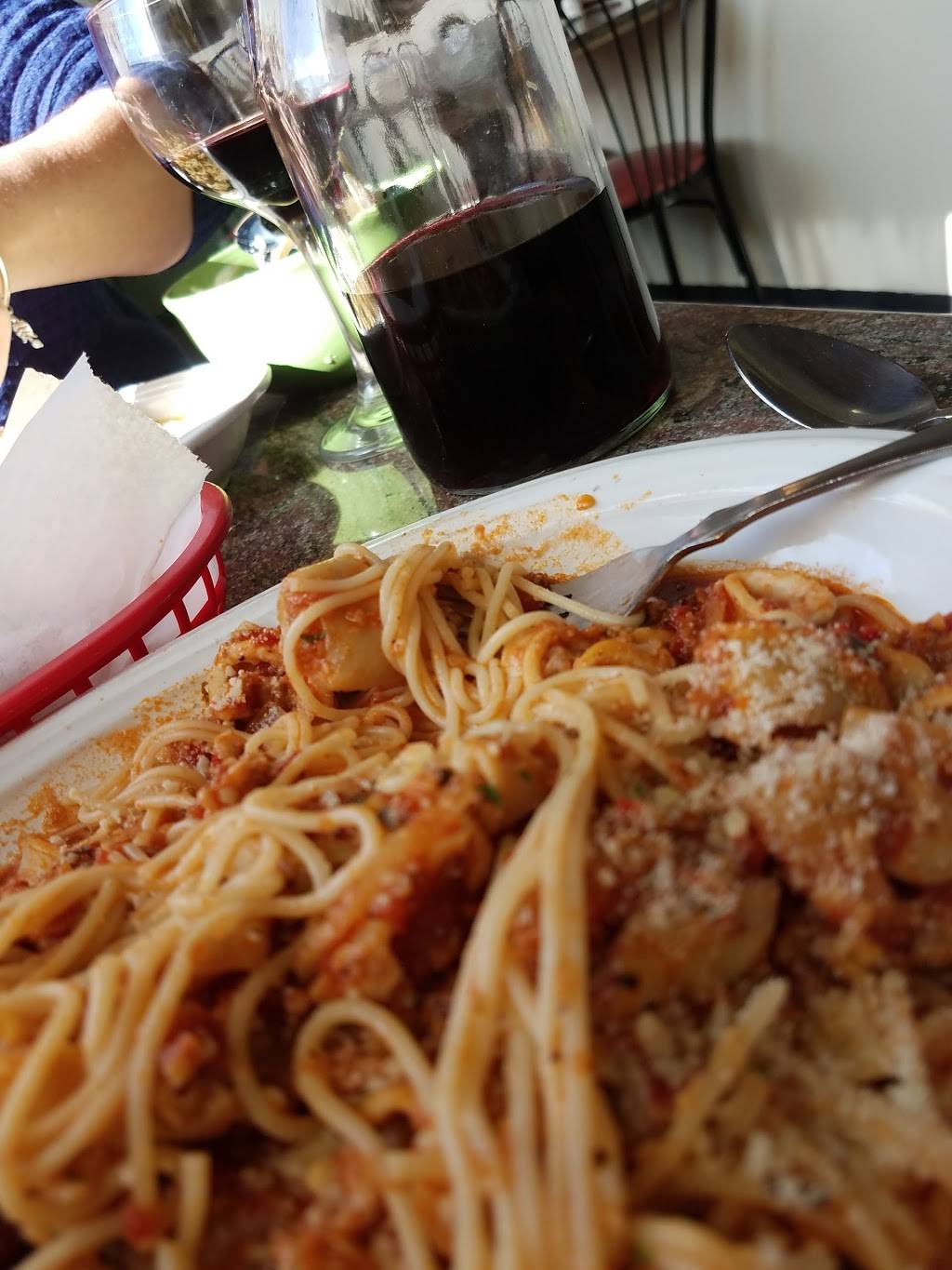 Massimos Ristorante | restaurant | 19 Centre St, Wakefield, MA 01880, USA | 7815871757 OR +1 781-587-1757