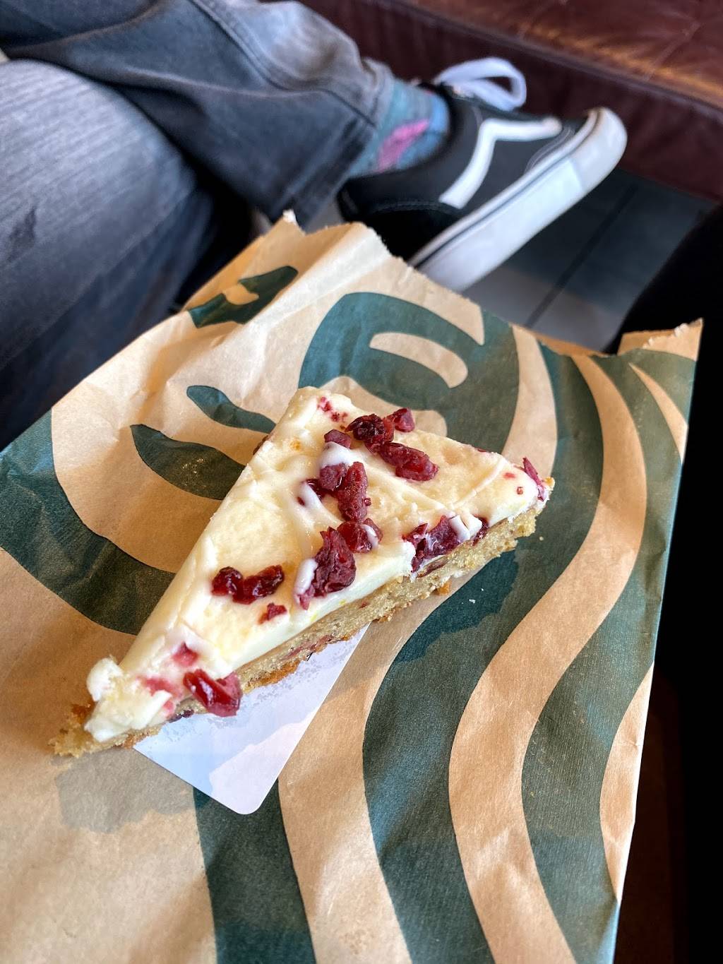 Starbucks | cafe | 557 S Meadows Pkwy, Reno, NV 89521, USA | 7758519222 OR +1 775-851-9222