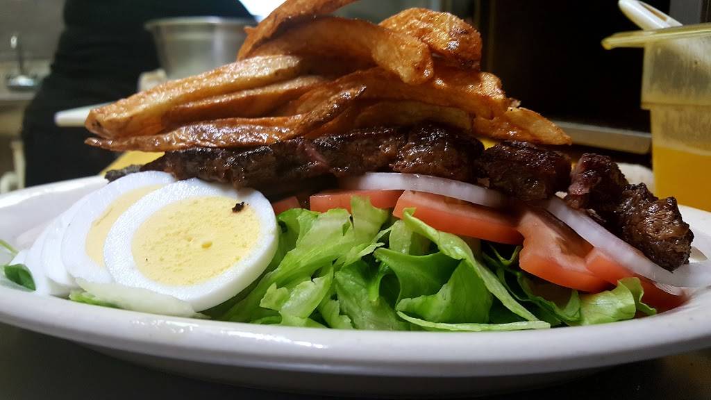 Natalies Restaurant | restaurant | 8228 FL-52, Hudson, FL 34667, USA | 7278575992 OR +1 727-857-5992