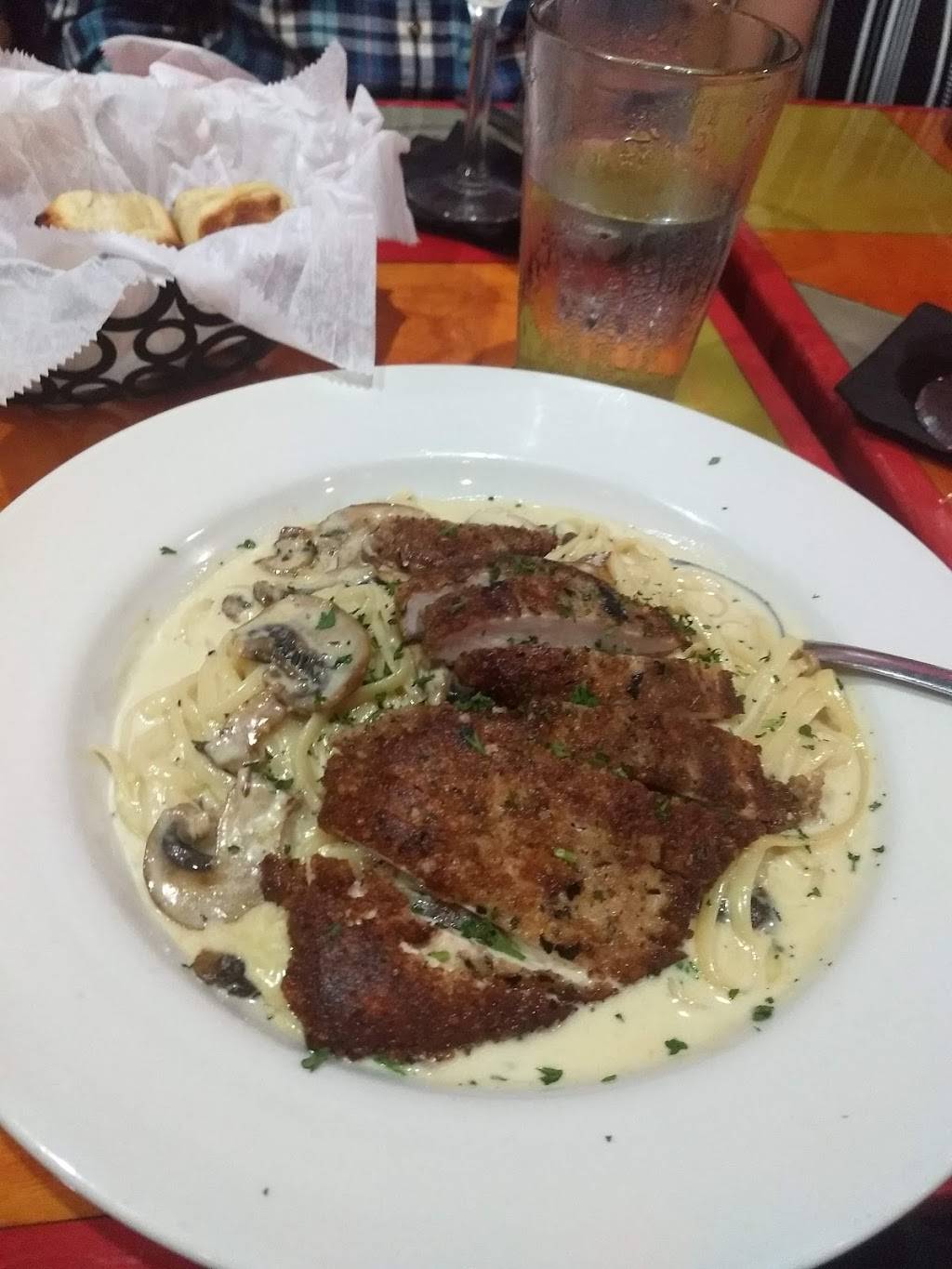 Leonardos 706 | restaurant | 706 W University Ave, Gainesville, FL 32601, USA | 3523782001 OR +1 352-378-2001