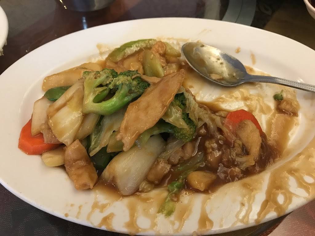 Yat Sing Restaurant | restaurant | 38 Woodside Rd, Redwood City, CA 94061, USA | 6503688889 OR +1 650-368-8889