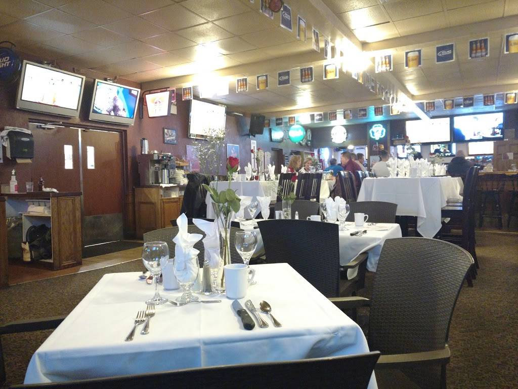 Edelweiss Tavern | restaurant | 600 Doon Village Rd, Kitchener, ON N2P 1G6, Canada | 5197480221 OR +1 519-748-0221