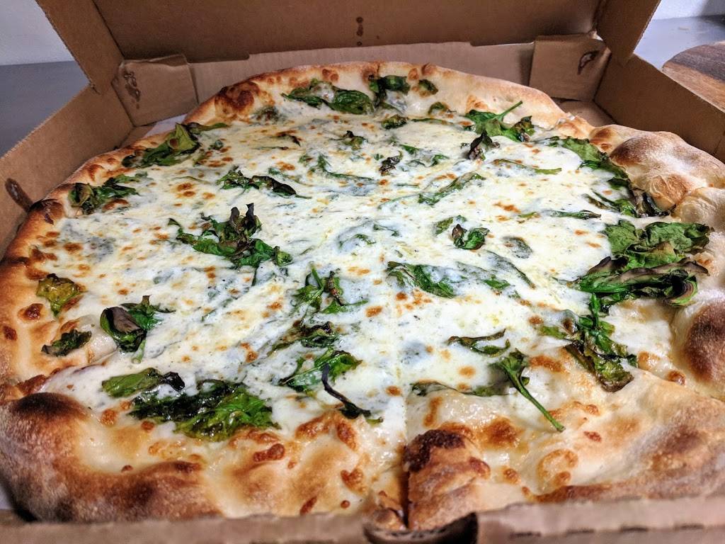 Luigis Pizza | restaurant | 4944 Preston Rd #120, Frisco, TX 75034, USA | 9727125850 OR +1 972-712-5850