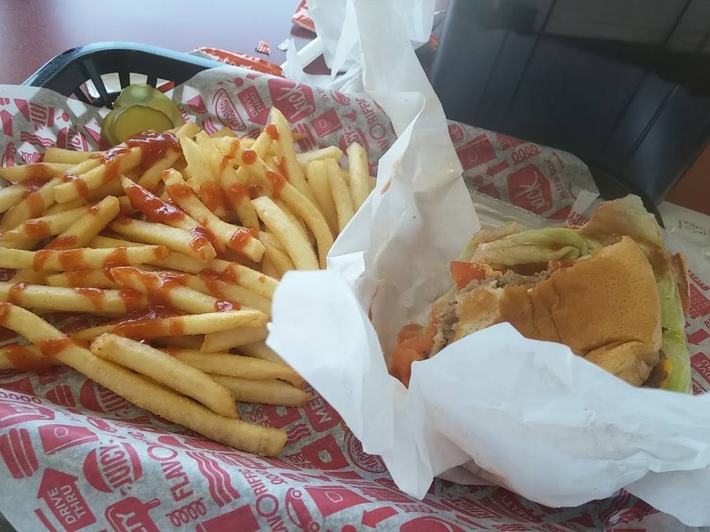 Jack in the Box | restaurant | 390 W Olive Ave, Porterville, CA 93257, USA | 5597810155 OR +1 559-781-0155