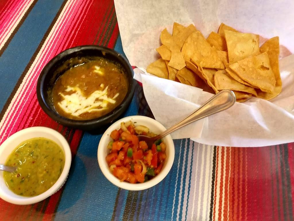 El Tapatio | restaurant | 914 Guadalupe St, Guadalupe, CA 93434, USA | 8053432850 OR +1 805-343-2850