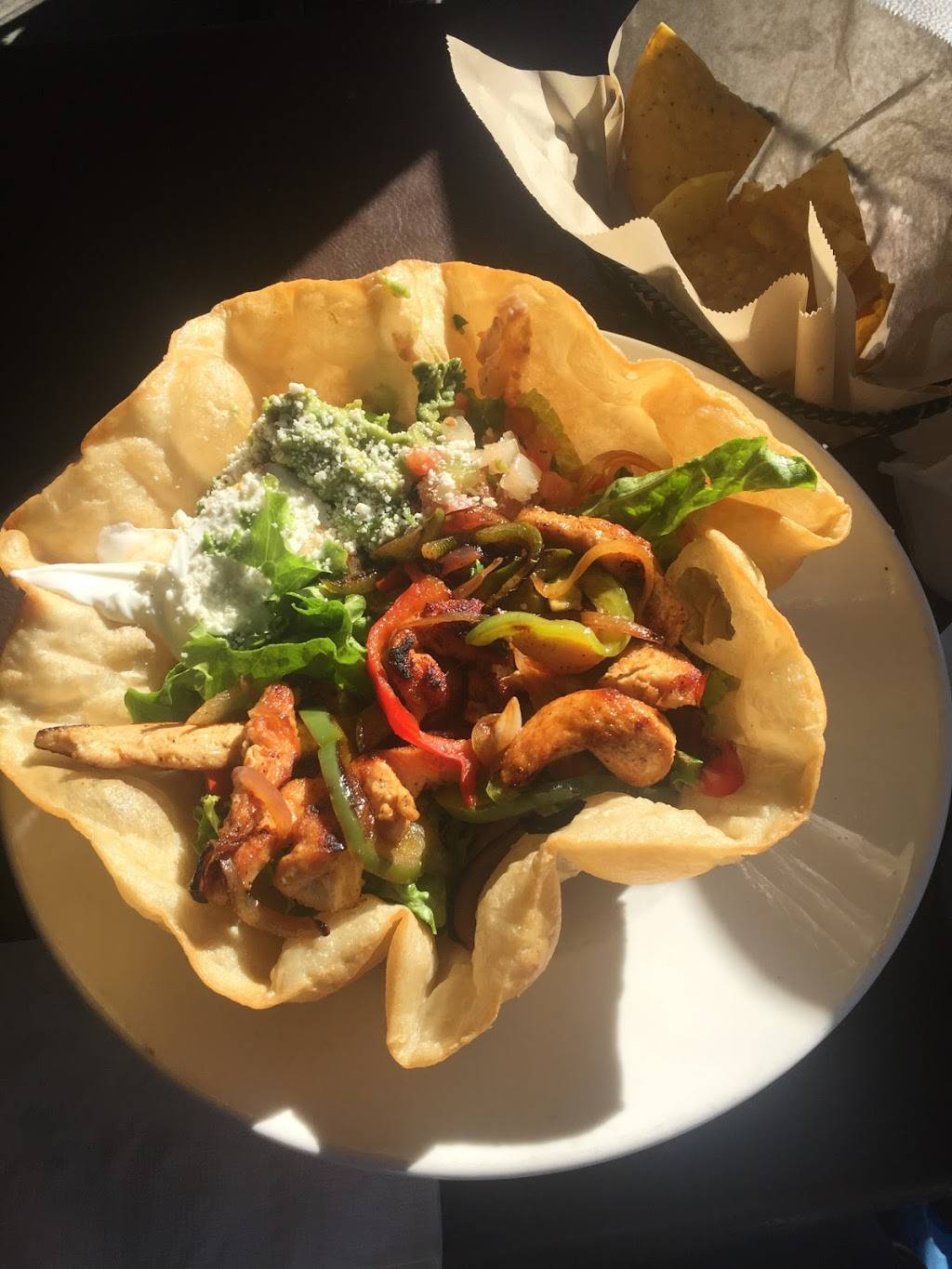 La Terraza | restaurant | 1027 2nd St, Sacramento, CA 95814, USA | 9164400874 OR +1 916-440-0874