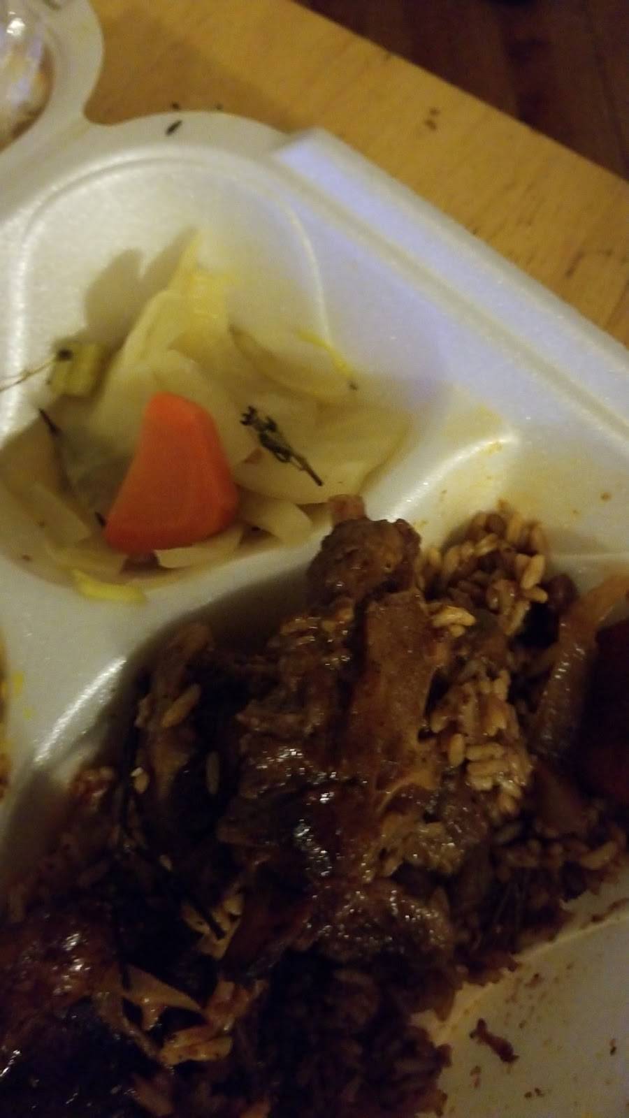 Jamaican Jerk King | restaurant | 206 E 35th St, Chicago, IL 60616, USA | 3127540480 OR +1 312-754-0480