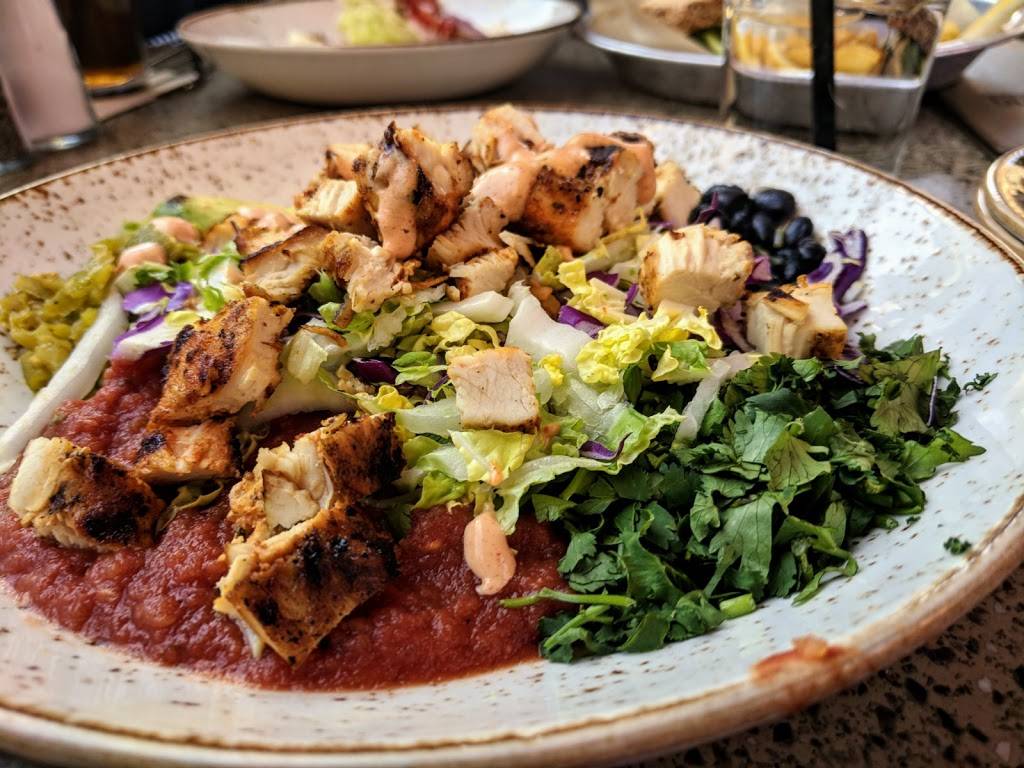 Lazy Dog | Restaurant & Bar | restaurant | 300 Palladio Pkwy, Folsom, CA 95630, USA | 9163784660 OR +1 916-378-4660