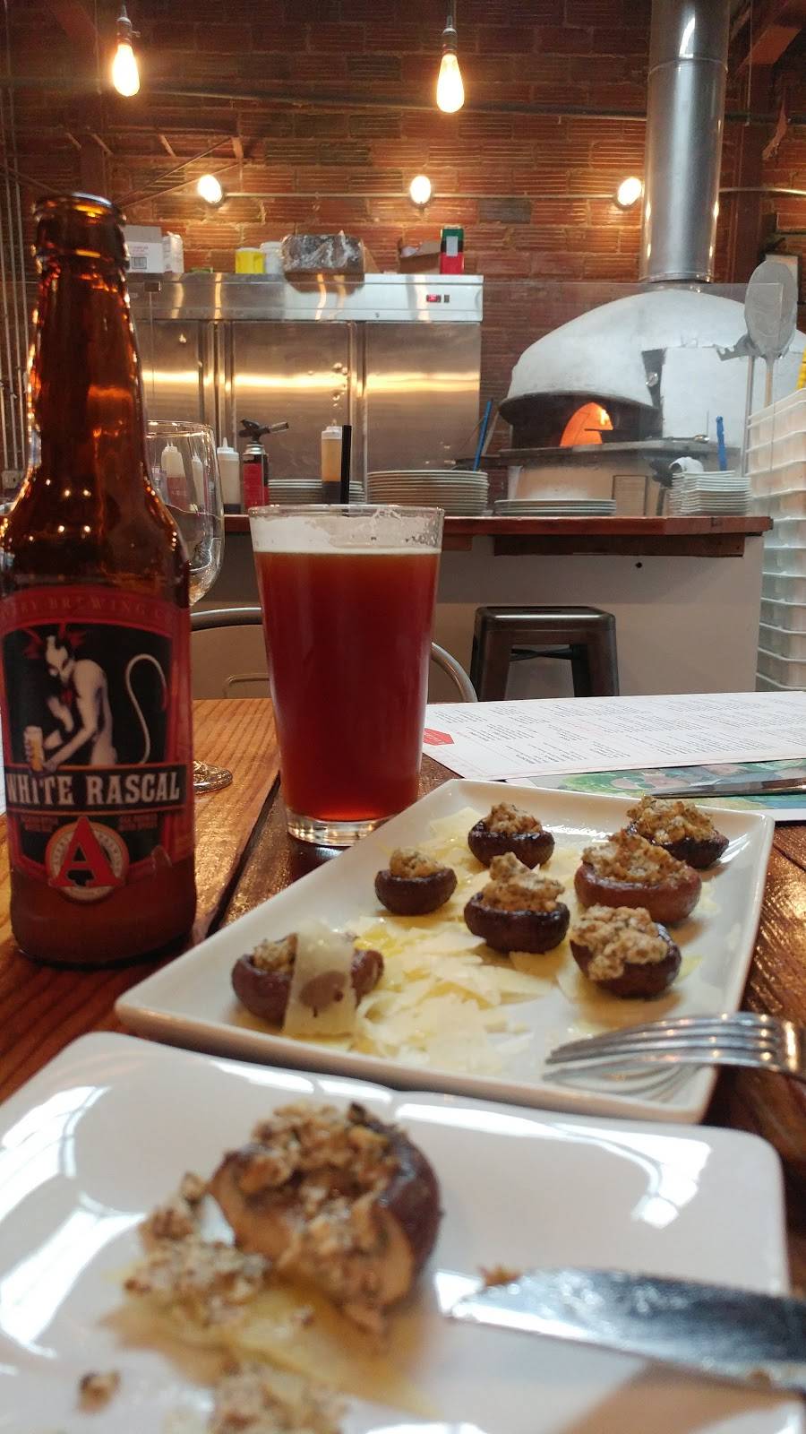 Il Lazzarone | restaurant | 1628 Frederick Ave, St Joseph, MO 64501, USA | 8162730582 OR +1 816-273-0582