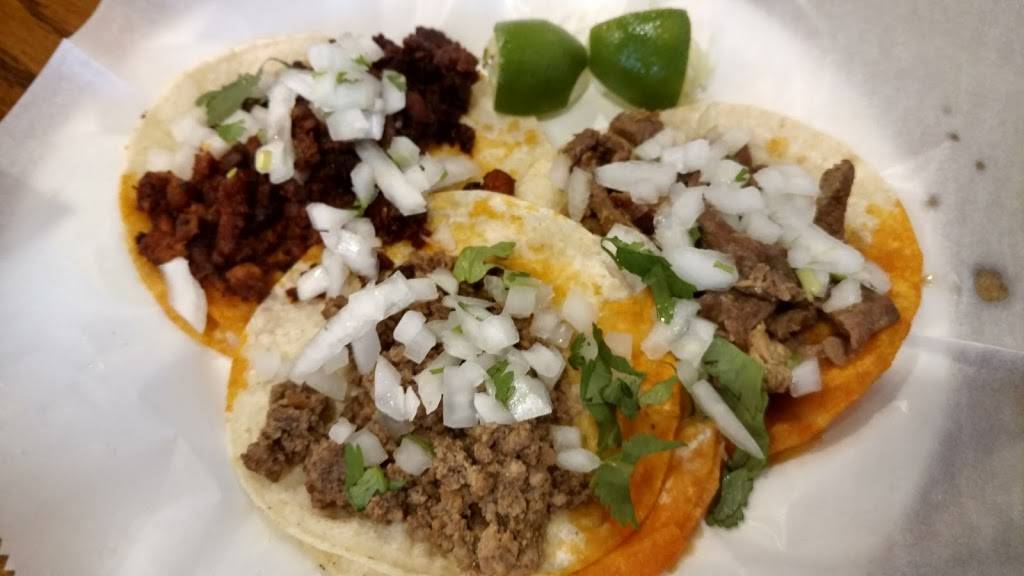 La Casa Taqueria | restaurant | 76 Dover Crossing Rd, Clarksville, TN 37042, USA | 9316479300 OR +1 931-647-9300