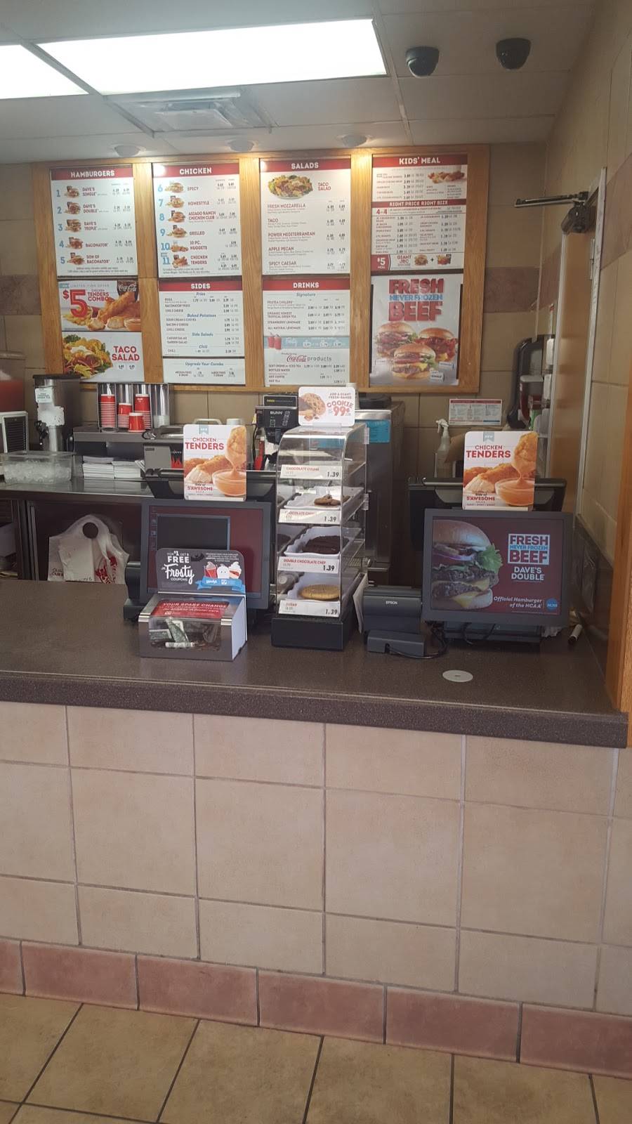 Wendys | restaurant | 4113 Rivers Ave, Charleston, SC 29405, USA | 8437446070 OR +1 843-744-6070