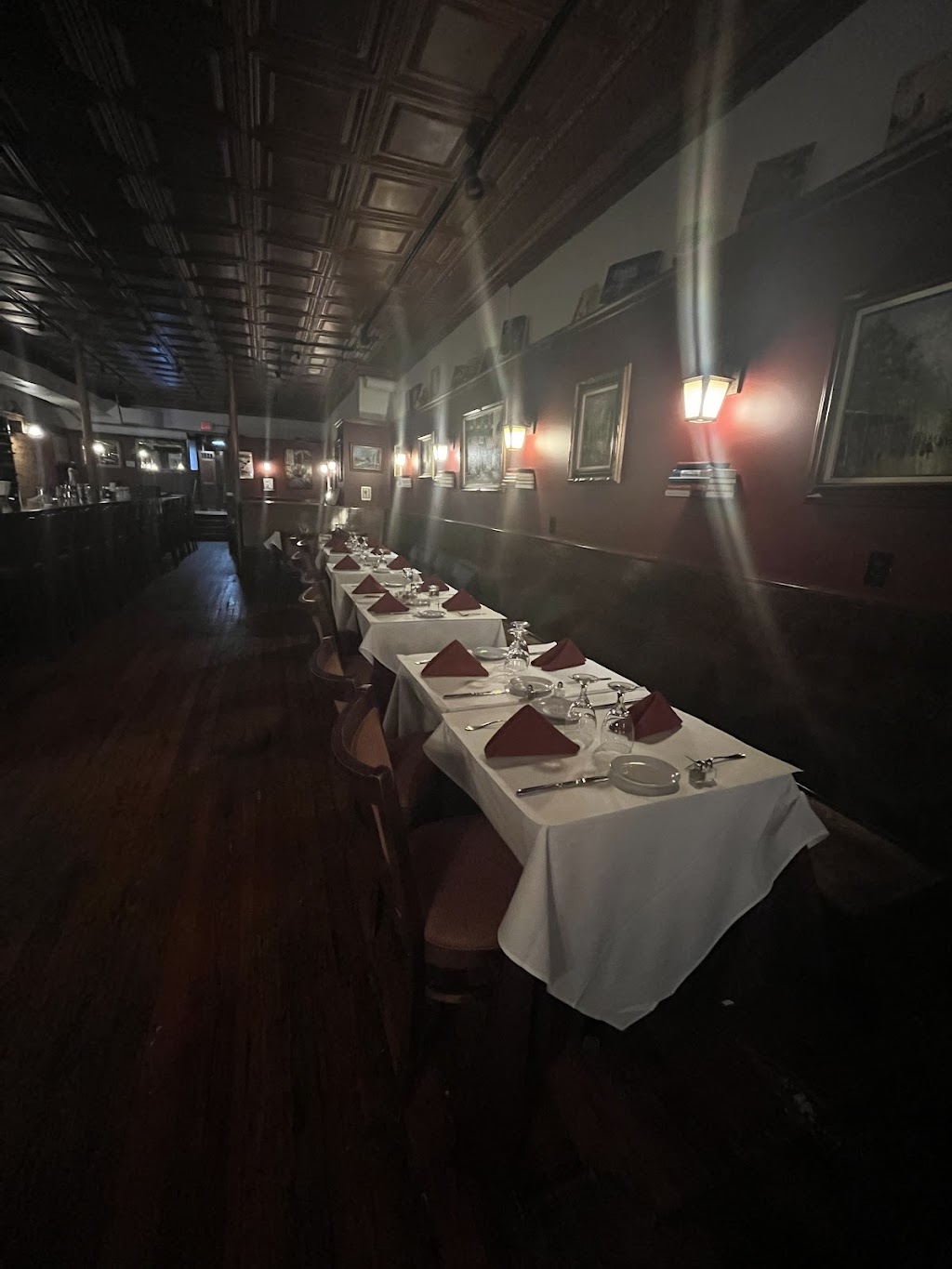 The American Bar | restaurant | 147 N Loudoun St, Winchester, VA 22601, USA | 5404094113 OR +1 540-409-4113