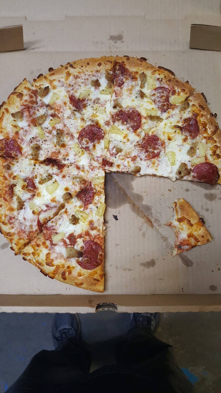 Gezzinys Pizza | restaurant | 854 E Ave K, Lancaster, CA 93535, USA | 6617262020 OR +1 661-726-2020