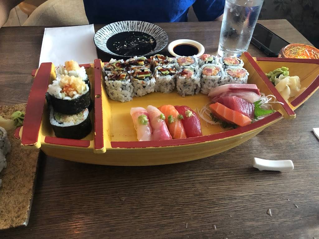 Fuji | restaurant | 698 Hancock St, Quincy, MA 02170, USA | 6177730888 OR +1 617-773-0888