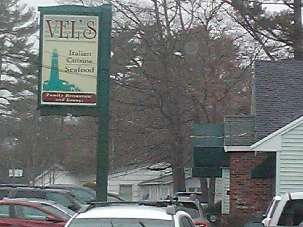 Vels Family Restaurant & Lounge | restaurant | 2352 Cranberry Hwy, West Wareham, MA 02576, USA | 5082953224 OR +1 508-295-3224