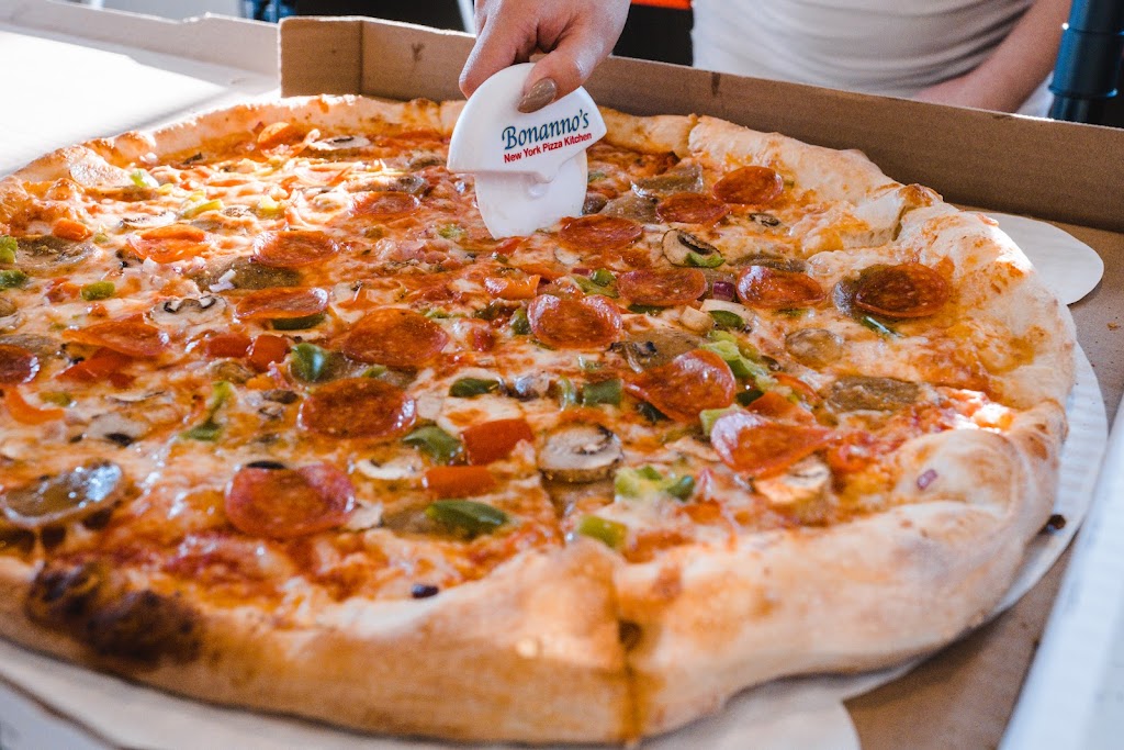 Bonannos New York Pizza Kitchen | restaurant | 7090 W Craig Rd Suite 150, Las Vegas, NV 89128, USA | 7252462333 OR +1 725-246-2333