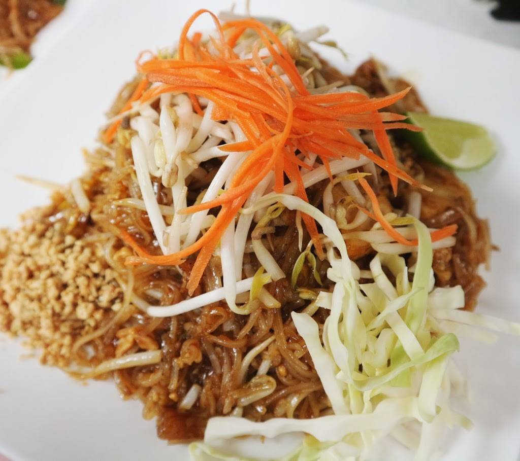 Thai Thank You | restaurant | 3248 N Lincoln Ave, Chicago, IL 60657, USA | 7733487199 OR +1 773-348-7199