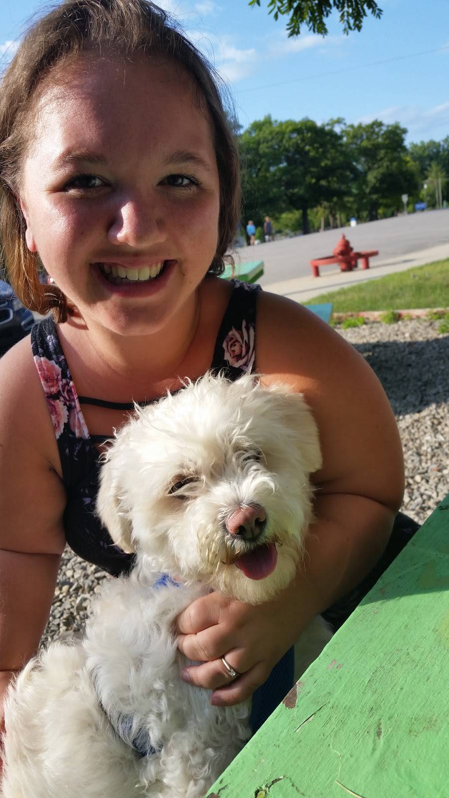 Pizza On The Bay | restaurant | 6400 Main St, Caseville, MI 48725, USA | 9898562242 OR +1 989-856-2242