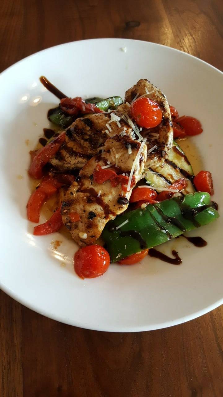 Neenas New York Style Pizza & Bistro | restaurant | 650 Henderson Dr #101, Cartersville, GA 30120, USA | 7703871188 OR +1 770-387-1188