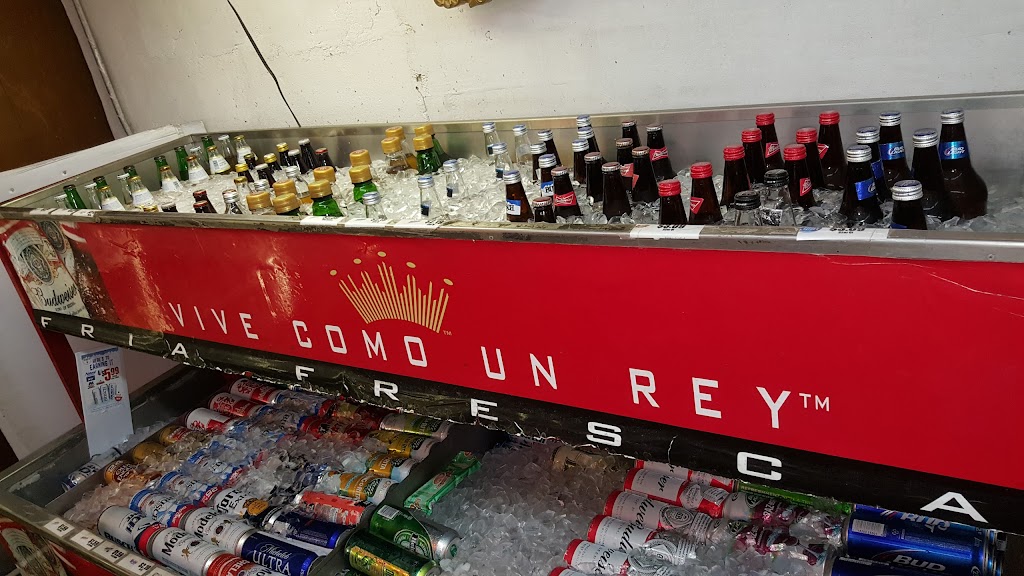 Three Amigos Grocery | restaurant | 303 NW 36th St, San Antonio, TX 78237, USA | 2104347264 OR +1 210-434-7264