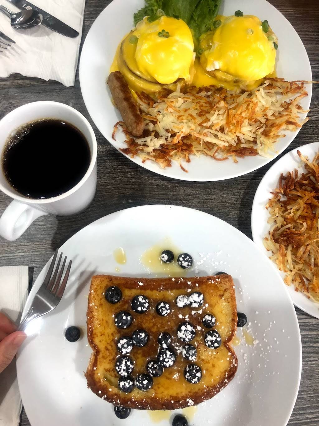 Mimi’s Star Cafè | restaurant | 19177 Preston Rd suite 180, Dallas, TX 75252, USA | 2144849244 OR +1 214-484-9244