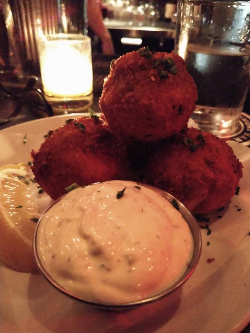 The Richmond Bar | restaurant | 3203 SE Division St, Portland, OR 97202, USA | 5032083075 OR +1 503-208-3075