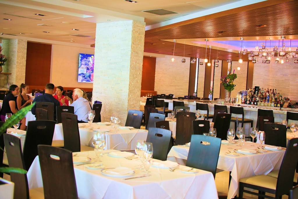 Sea Grill Restaurant | restaurant | 3913 NE 163rd St, North Miami Beach, FL 33160, USA | 3059457555 OR +1 305-945-7555