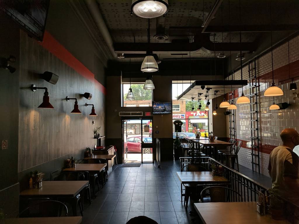 GYRO BAR COXWELL | restaurant | 1050 Coxwell Ave, East York, ON M4C 3G5, Canada | 6473505976 OR +1 647-350-5976