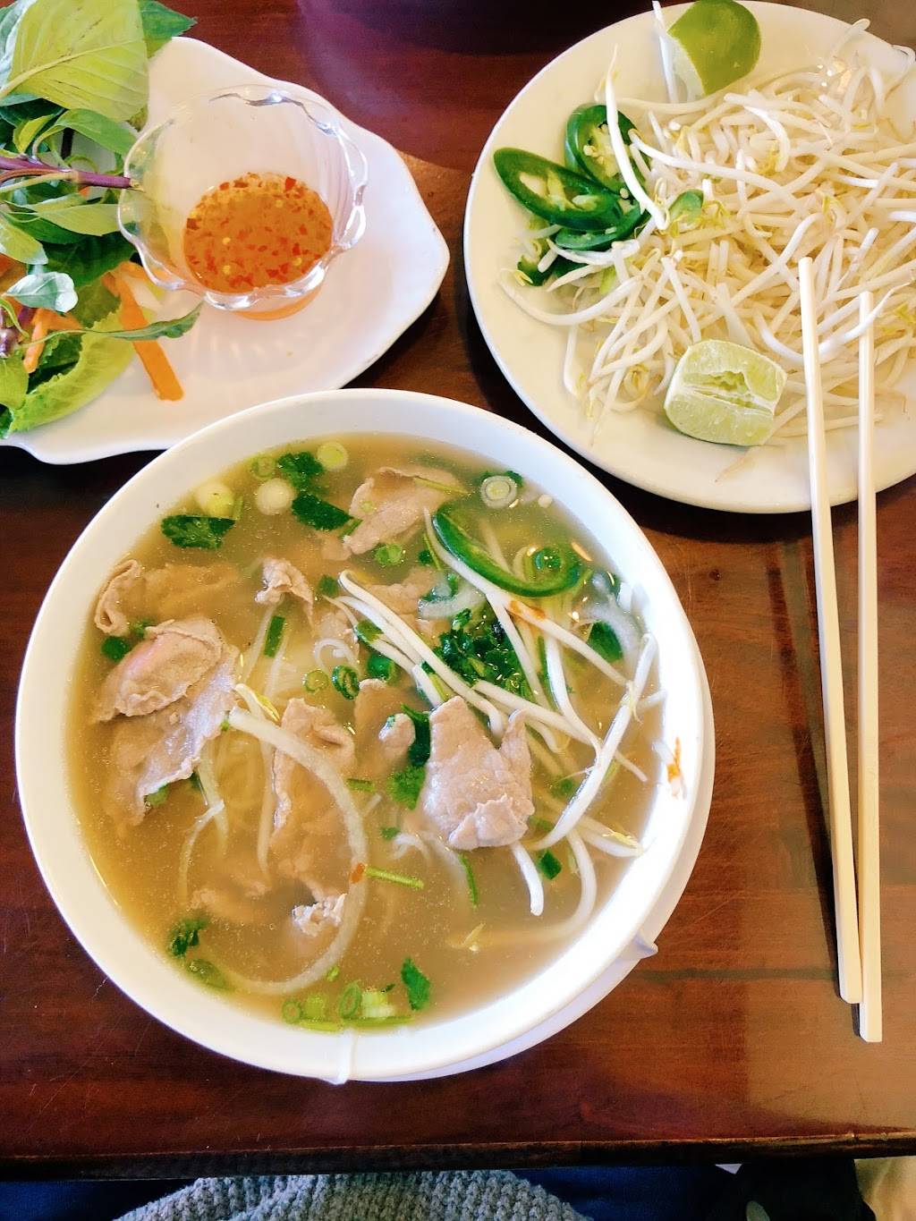 Superior Pho | restaurant | 3030 Superior Ave #105, Cleveland, OH 44114, USA | 2167817462 OR +1 216-781-7462