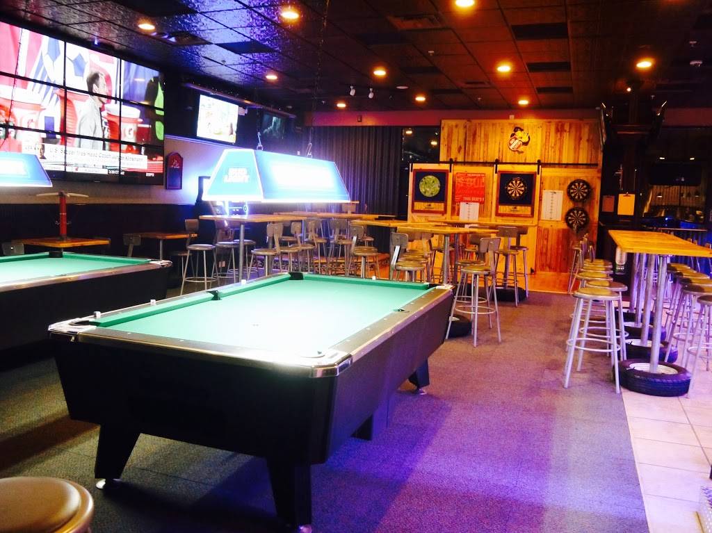 Tailgaters Tavern | restaurant | 7720 N Wickham Rd, Melbourne, FL 32940, USA | 3216226841 OR +1 321-622-6841