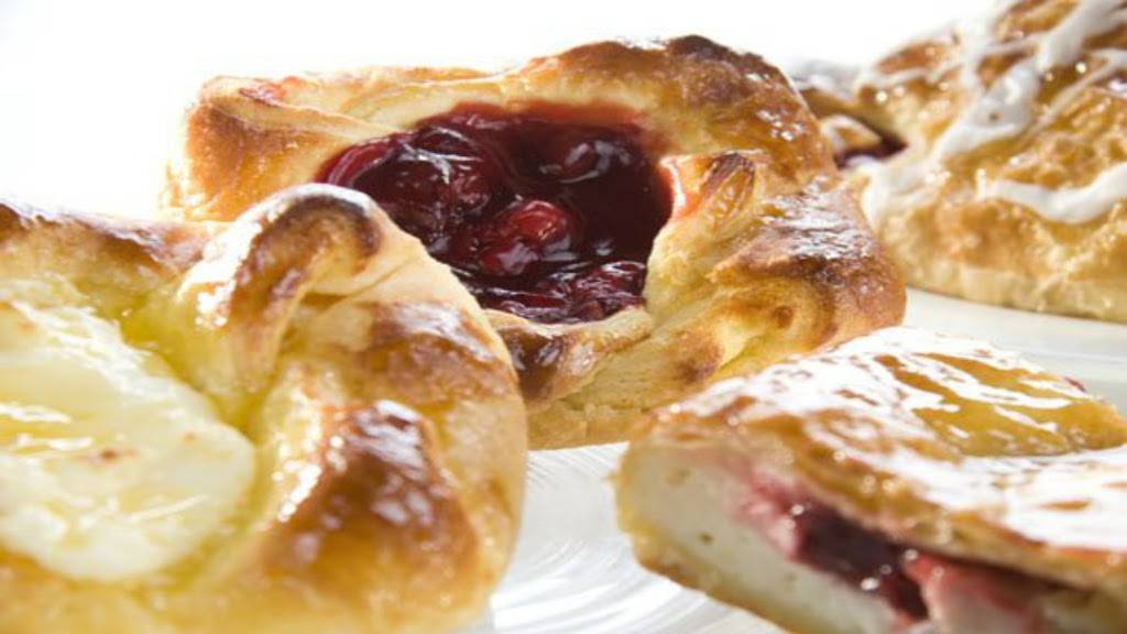 Cindis NY Deli & Restaurant | restaurant | 11111 N Central Expy, Dallas, TX 75243, USA | 2147390918 OR +1 214-739-0918